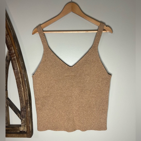 Old Navy Cropped Sweater Tank - Picture 1 of 3